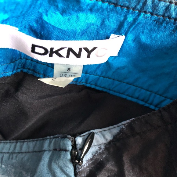 EUC DKNY 💯 Silk Blue Silver Black Striped Skirt - Picture 4 of 5